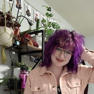 Meet your Posher, Brittney